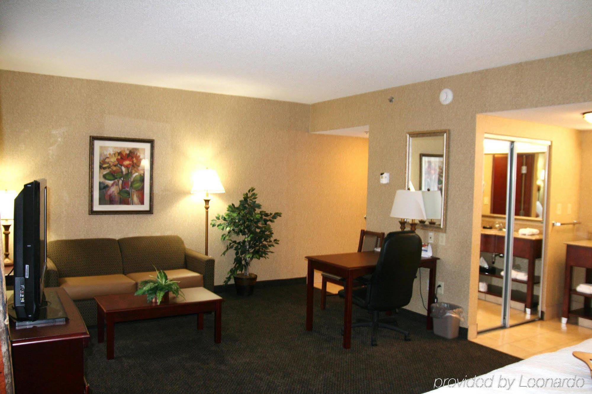Hampton Inn & Suites Toledo-Perrysburg Rossford Zimmer foto